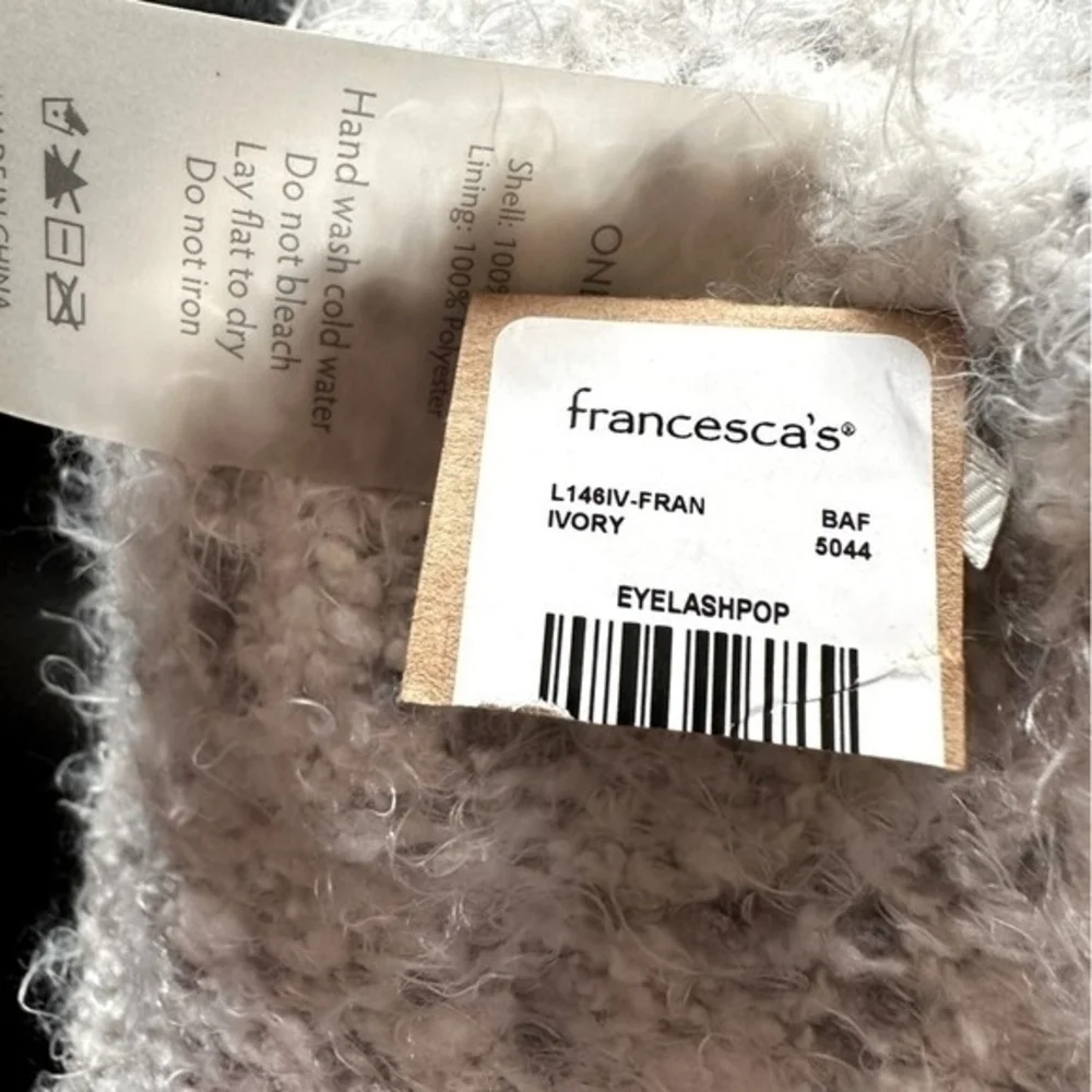 Francesca's Eyelashpop Fleece Lined Socks Ivory Anti-Slip Crew Unisex NWT